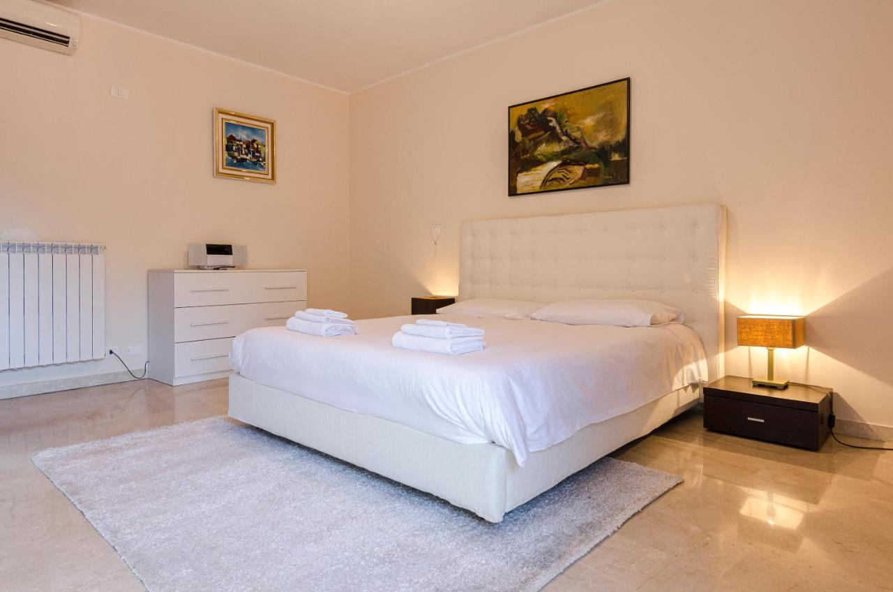 Begatto Apartment, Nel Cuore Del Centro Storico Bologna Exteriör bild